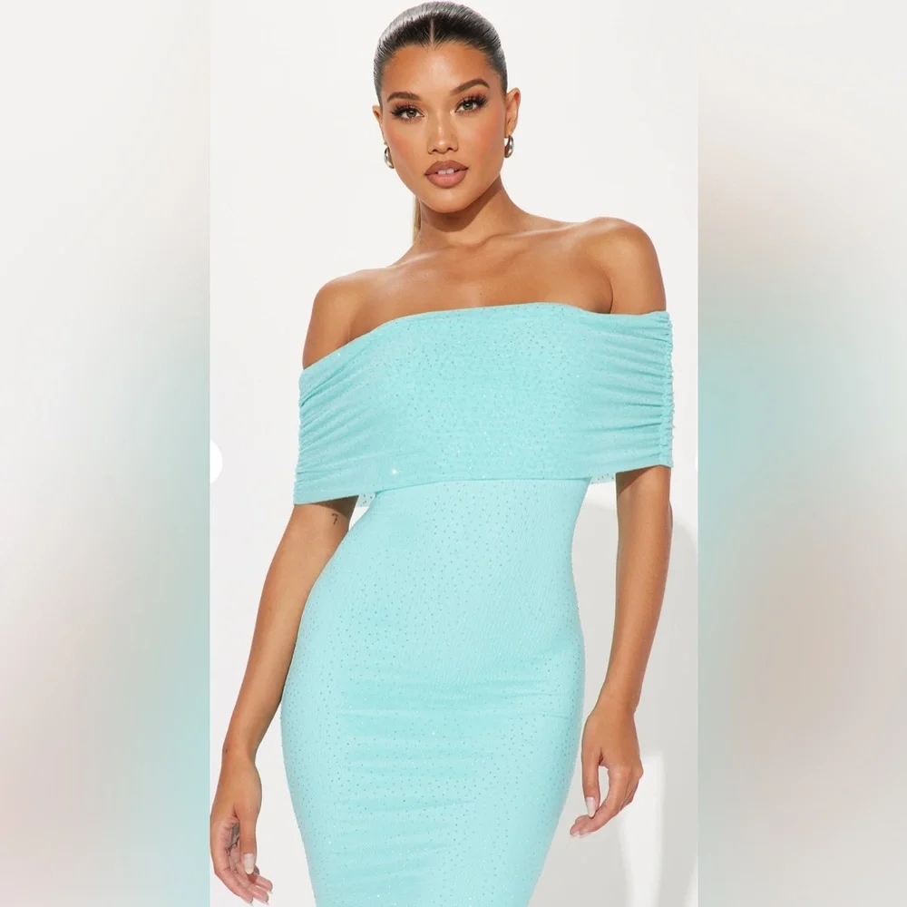 Fashion Nova Bling Bling Rhinestone Midi Dress In Aqua-Size Large NWT🩵🩵 - Picture 2 of 6